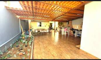 Imagem: Casa 3 Quartos, Área Gourmet c/ Churrasqueira