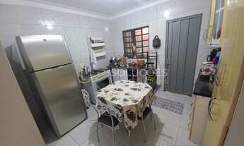 Imagem 7: Casa 3 Quartos (Suíte), Condomínio Fechado, Lote de 240m²