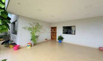 Imagem 4: Casa 4 Quartos (2 Suítes) + Cozinha Planejada + Área Gourmet c/ Churrasqueira