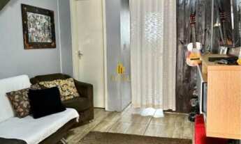 Imagem: Sobrado à venda no bairro Desvio Rizzo