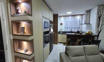 Imagem: Sobrado à venda no bairro Ana Rech - Caxias