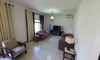 Imagem 7: Ampla casa de 4 quartos no bairro Dom Bosco, bem na divisa com o bairro Ressacada