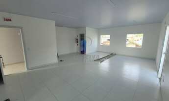 Imagem 3: Sala Comercial na av. Principal do Espinheiros com 90 m²