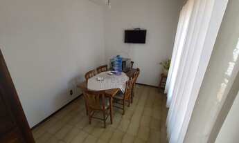 Imagem 7: Ampla casa de 4 quartos no bairro Dom Bosco, bem na divisa com o bairro Ressacada