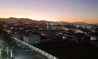 Imagem 2: Apartamento com 2 quartos semi-mobiliado