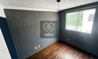 Imagem: Apartamento reformado com vista para a mata