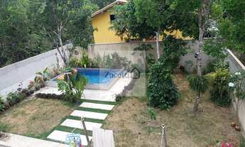 Imagem: Casa Térrea semi nova com piscina