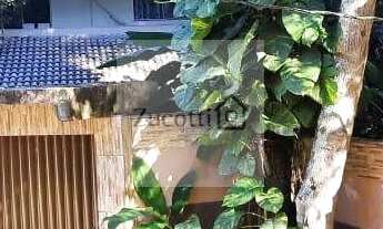 Imagem: Duas casa juntas em Arraial dajuda Bahia