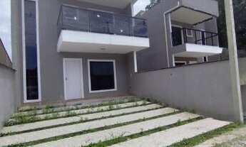 Imagem 1: Financiamento com entrada parcelada: Sobrado novo perto da praia Grajaú