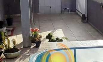 Imagem 2: Casa Esquina - 3 Dormitórios com Piscina Ipanema 300 metros do Mar