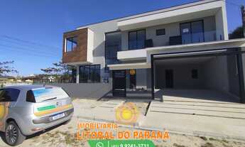 Imagem: Sobrado Alto Padrão - 03suites - Balneário