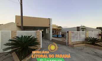 Imagem: Casa Padrão 3 Quartos, com piscina em Shangri-la