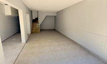 Imagem: Sobrado à venda no bairro Jardim Aida