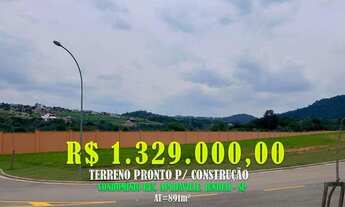 Imagem: Terreno 891m² plano em Condomínio Fechado