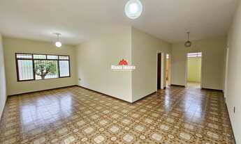 Imagem 2: Casa c/ 3 Dorms c/ 1 Suite + Edicula e Quintal amplo Loc: Caxambu, Jundiaí-SP