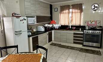 Imagem 2: Casa C/ 220m² c/ 3 Dorms / 1 Suíte + 2 Vagas de garagem -Jardim Pacaembu- Jundiaí/ Sp