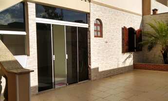 Imagem 4: Casa à venda c/ 208m² + 02 dorm. + 05 vagas de garagem