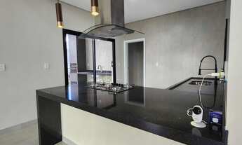 Imagem 4: Casa em Condomínio Village Damha III