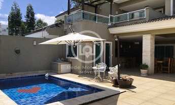 Imagem: Casa Triplex com 4 Quartos à venda no Parc