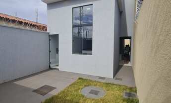 Imagem: Casa à venda no bairro Residencial Santa