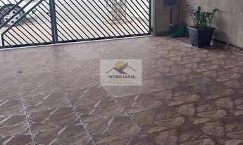 Imagem 2: Sobrado com 4 Dormitórios no Jardim Santo André