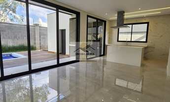 Imagem 3: Sobrado Alto Padrão com 3 Suítes Master no Alphaville III