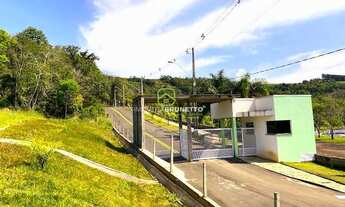 Imagem 7: Oportunidade Única no Condomínio Arvoredo – Lote de Esquina