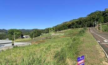 Imagem 3: Oportunidade Única no Condomínio Arvoredo – Lote de Esquina