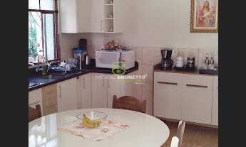 Imagem 3: AMPLA CASA SEMI MOBILIADA