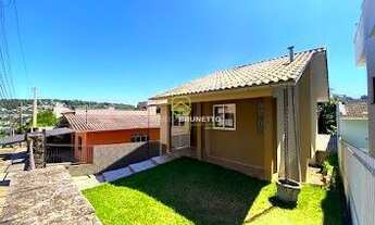 Imagem 2: CASA DE DOIS ANDARES NO CENTRO DE CAPINZAL/SC