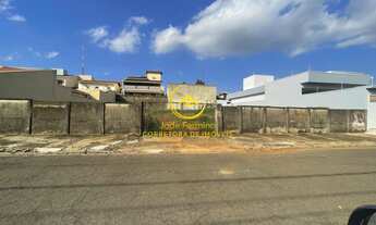 Imagem: Terreno à venda no bairro Vila Avaí