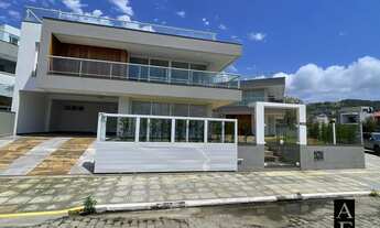 Imagem: Casa de Alto Padrão em Garopaba na Praia