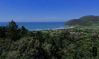 Imagem: Terreno Praia do Silveira com vista ao mar