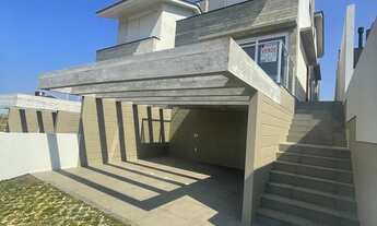 Imagem 2: Belíssima Casa em bairro nobre