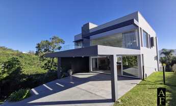 Imagem: Casa de Alto Padrão em Garopaba na Praia