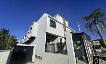 Imagem 2: Sobrado no centro de Garopaba