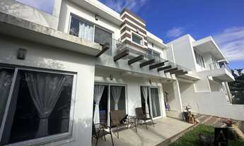 Imagem: Casa uma quadra do mar