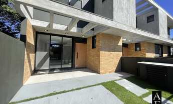 Imagem 3: Sobrado no Centro de Garopaba