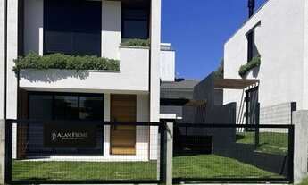 Imagem: Casa Sobrado à Venda em Garopaba SC