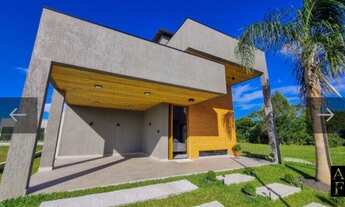 Imagem: Casa em Garopaba, Alto Padrão Rosa