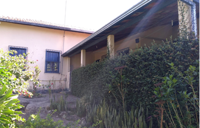 Imagem 2: Venda de 2 casas em um terreno de 1760m2 no centro de Cachoeira do Campo - Ouro Preto/MG