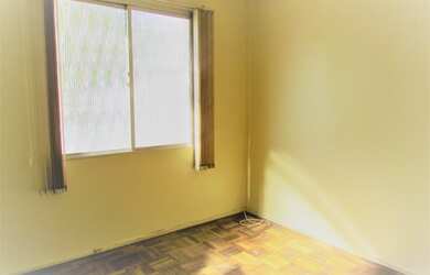 Imagem 6: Casa 5 Quartos, 3 Vagas, Churrasqueira e Pátio para Venda, Porto Alegre / RS