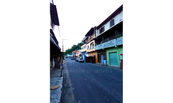 Imagem: Imóvel com Três Pavimentos à Venda na