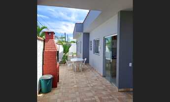 Imagem: Casa 2dorms, 1suíte, 2 vagas, a 900m da