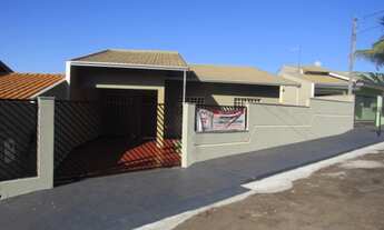 Imagem: Alugo minha linda casa jd caviuna centro