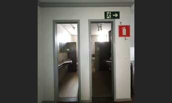 Imagem 7: Conjunto de Salas/Conjunto para Alugar com área aproximada de 300m² e 4 banheiros