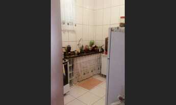 Imagem 2: Imóvel com 2 quartos e garagem