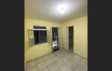 Imagem 5: Vendo casa 2/4 no Final de Linha da Engomadeira