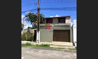 Imagem: CÓD. 1-643 Casa de andar na Atalaia excelente