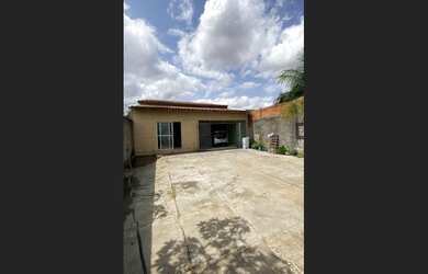 Imagem 3: Casa à Venda em Caminho de Areia